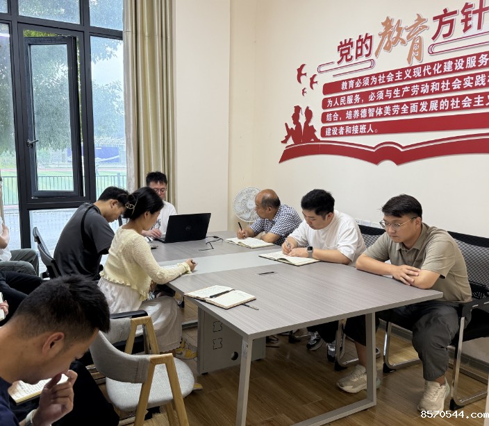 陈治良.jpg
